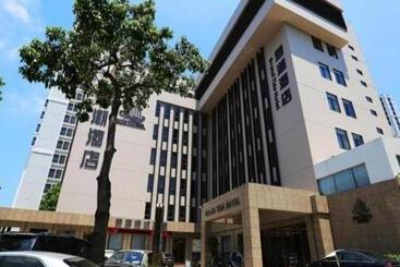 בית מלון כפרי Shantou Grandtide