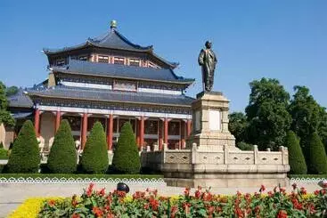 Lavande Hotel Guangzhou Shangxiajiu Pedestrian Street Hualin Temple Metro Station