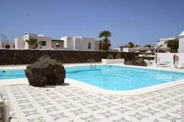 Apartamentos Las Acacias