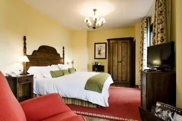 فندق Pombal Rooms