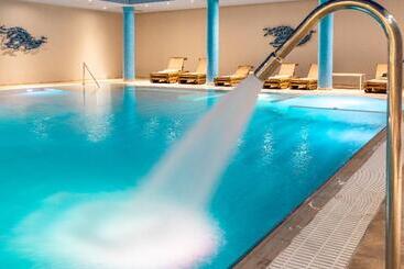 Otel Sovereign Beach