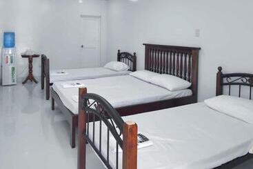 فندق Reddoorz At Guimod Transient House Ilocos Sur