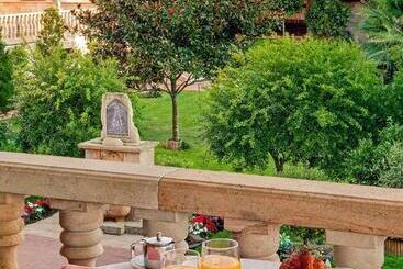 ホテル Apartamentos La Albarca