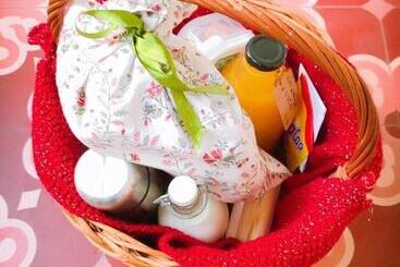 Отель Oporto Trendy Apartments