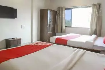 Hotel Oyo 76252  Anant Villa