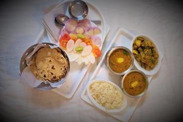 פנסיון Anand Hotel In Haridwar At Harkipauri Road By Perfectstayz