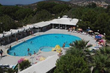 Flora Suites Hotel   All Inclusive