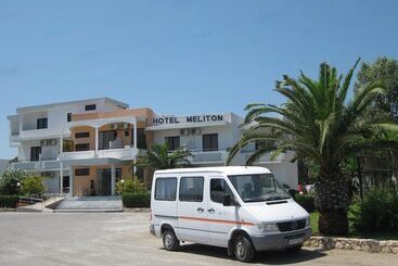 בית מלון כפרי Meliton