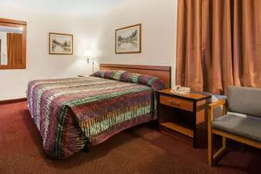 Otel Rodeway Inn & Suites