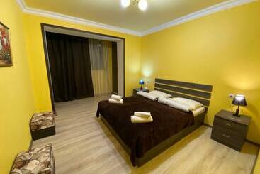 Central Home Apartment