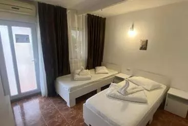 Pensão Vile Mamaia Nord
