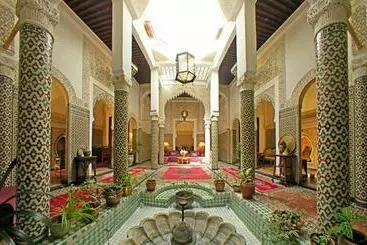 リヤド Dar El Mouhit