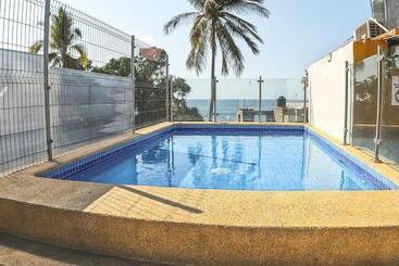 Hotel Bungalows Yeah Los Ayala