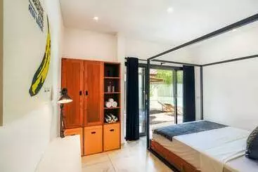 Pensionat Canggu Studios Downtown By Cpm Bali