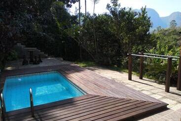 Pensão Pousada Colibri Serrano