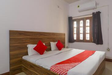 Hotel Oxy Paradise Harmu