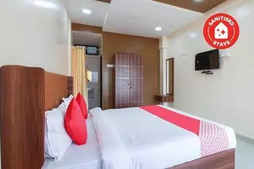 Hotel Oyo 46968 Mahakal Inn