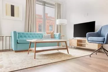 Huoneistohotelli Sonder At West Congress