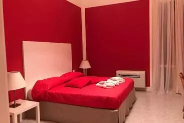 پانسیون Albachiara Suite Rooms   City Center