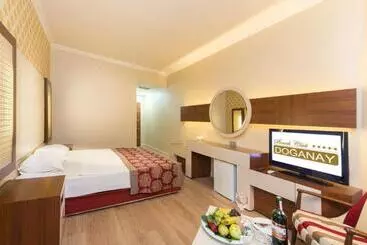 Beach Club Doganay Hotel   All Inclusive