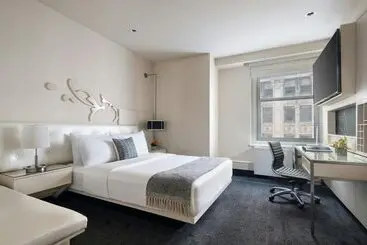 THE MIDLAND HOTEL, Chicago, a Tribute Portfolio Hotel