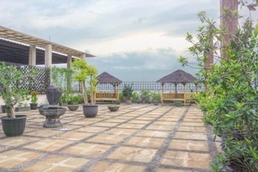 Marilyn Hotel Serpong