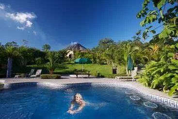 酒店 Arenal Volcano Inn