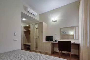 בית מלון כפרי Herzen House