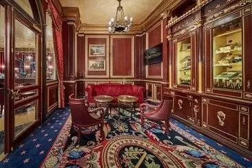 Hotel Paris Las Vegas Resort & Casino