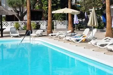 Bungalows San Valentín & Terraflor Park