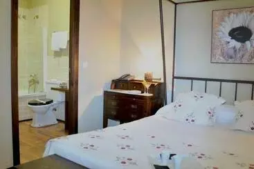 فندق ريفى Posada Real Restaurante El Linar Del Zaire