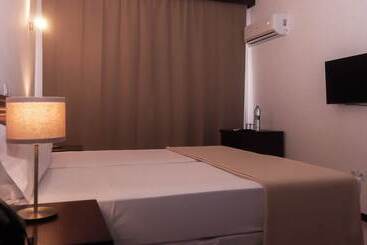 Отель Central Santa Maria