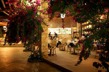 Hotel Parque Das Dunas Village