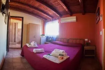 בית מלון כפרי Terrasini 2000 Case Vacanza