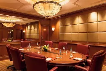 Sheraton Dubai Creek Hotel & Towers