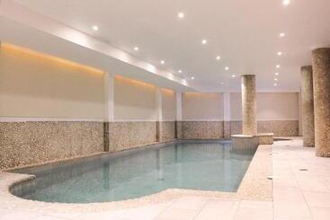 Urban Hotel & Spa Aix Les Bains Bw Signature Collection