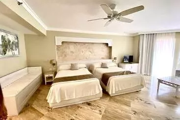 VIK hotel Cayena Beach