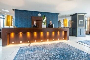 Hotel Crowne Plaza Lyon   Cité Internationale