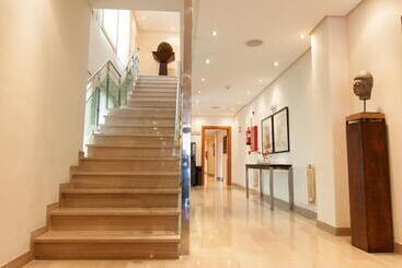 فندق Leflet Valme