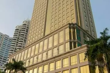 ホテル The Northam All Suite Penang