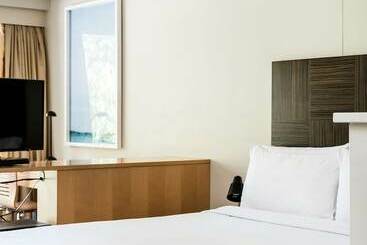 Апартаменты Quest Manly