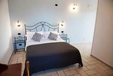 Отель B&b Baia Di Trentova