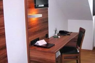 Отель Landgasthof Euringer