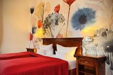 Hotel Schloss Burgellern