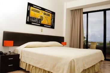 Отель Paradise Yaque