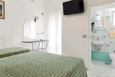 ホテル Carmencita