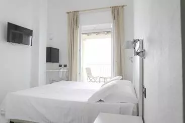 Отель Venere Azzurra