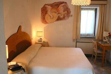 ホテル Villa Clementina