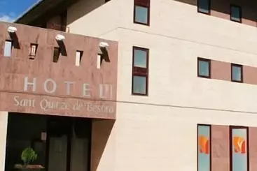 هتل Sant Quirze De Besora