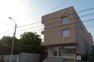 پانسیون Casa Borbel Gratiela